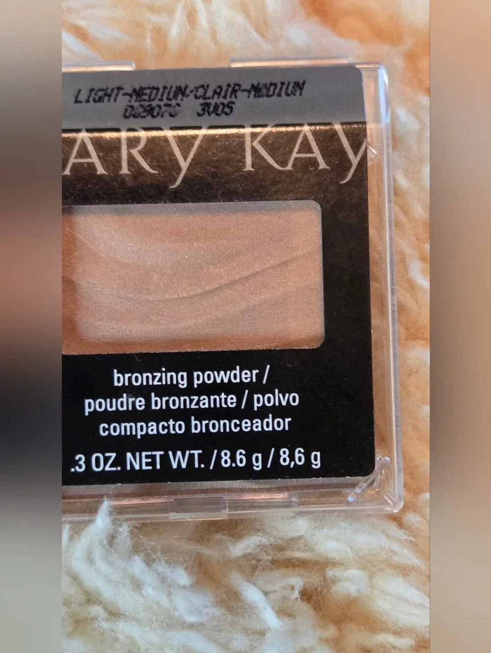 NIB Mary Kay Light-Medium Bronzing Powder - Warm Tan .3.oz.NET.WT/8.6g.
